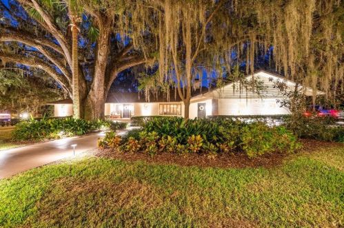 1807 8th St, Ocala, FL 34471-4164