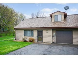 1224 Ferndale St, Saint Paul, MN 55119-3141