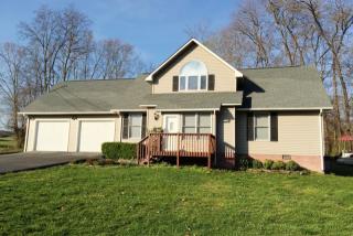 102 Poplar Rd, Johnson City, TN 37615-3498