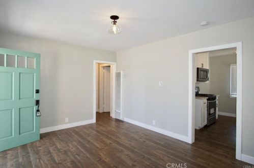 757 Redondo Ave, Long Beach CA  90804-5140 exterior