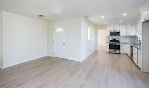 2014 Monticello Ave, Modesto CA  95350-2913 exterior