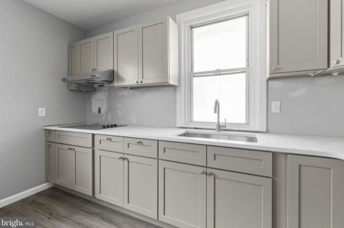 125 Chew Ave, Philadelphia PA 19120-0025 exterior