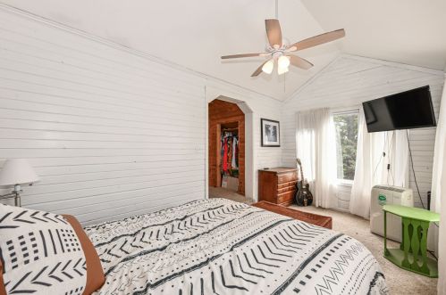 801 Main St, West Bend WI  53090-9800 exterior