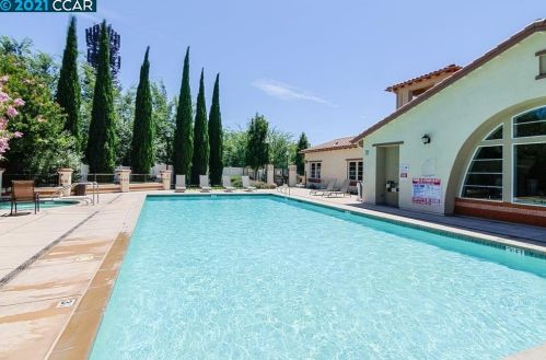 700 Abel St, Milpitas CA  95035-5295 exterior