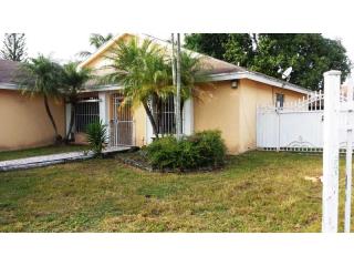 11211 158th St, Miami, FL 33157-1120