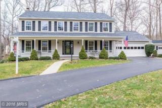 12010 Rosiers Branch Dr, Herndon, VA 20170-2732