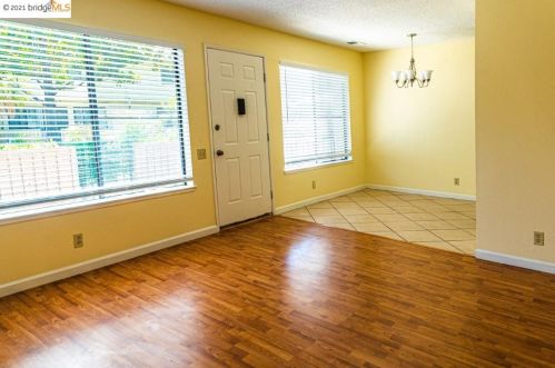 142 Kenbrook Cir, San Jose, CA 95111-3276