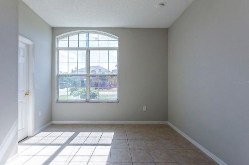 13 Inconnu Dr, Kissimmee FL  34759-4832 exterior