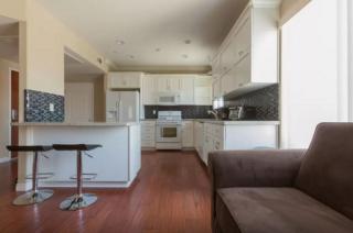 332 Virgil Ave, Los Angeles CA  90020-3624 exterior