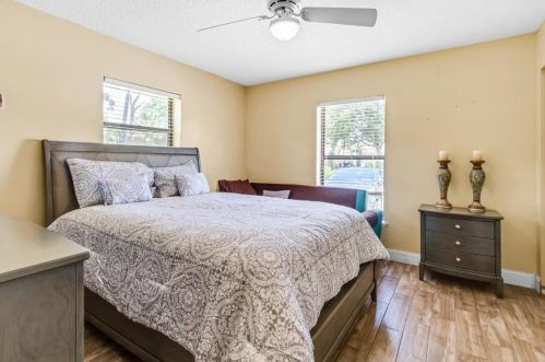 6284 Francis St, Jupiter FL 33458-6754 exterior