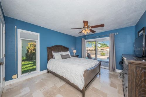 1999 Illinois Ave, Saint Petersburg FL  33703-3421 exterior