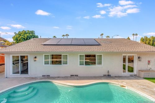 1896 Gotham St, Chula Vista CA  91913-2623 exterior