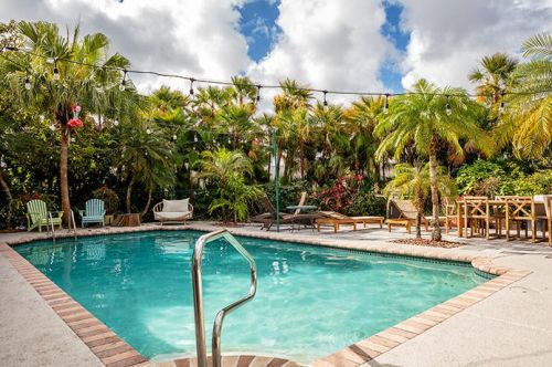 4836 Lee Rd, Delray Beach FL  33445-3287 exterior