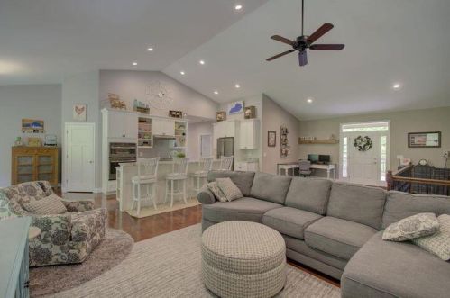 4363 Hathaway Rd, Hamilton KY  41091-8106 exterior