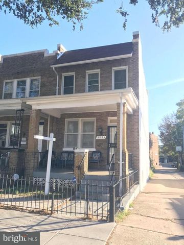 1915 Bennett Pl, Washington, DC 20002-4113
