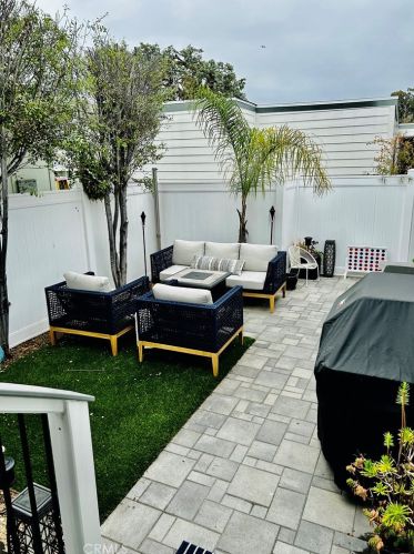 267 Revere Way, Newport Beach CA  92660-6160 exterior