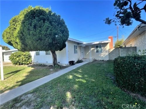 6131 Belen St, Long Beach, CA 90815-1406