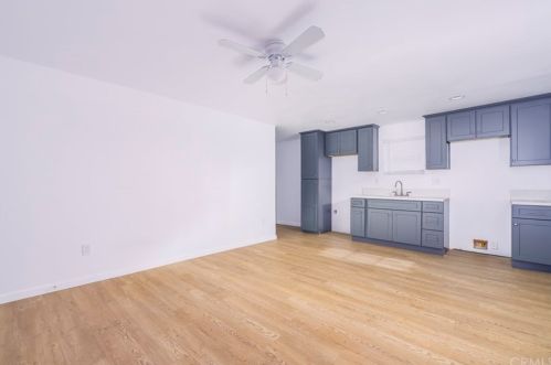 1724 Lemon Ave, Long Beach CA 90813-2117 exterior