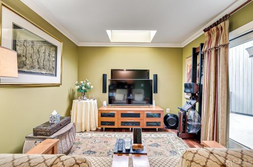 270 Silver Ln, Old Bridge NJ  08857-3340 exterior