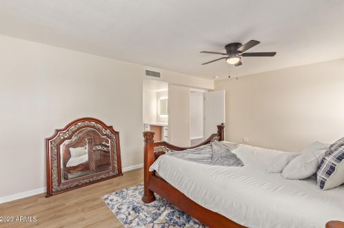 13122 Meeker Blvd, Sun City AZ 85375-3725 exterior