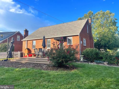 600 Delaware Ave, Lansdale PA 19446-3421 exterior