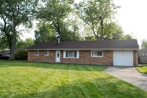 404 Carol Ln, Englewood, OH 45322-3322