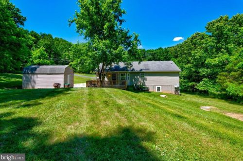 85 Skylark Trl, Charnita, PA 17320-8122
