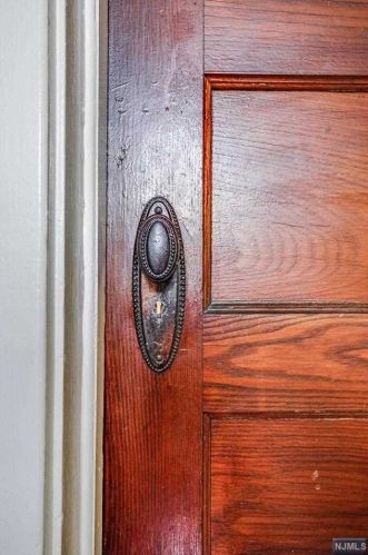 181 Cedar St, Ridgefield Park NJ  07660-1803 exterior