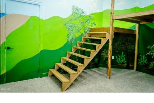 703 Leaning Oak Trl, Richmond TX  77406-4653 exterior