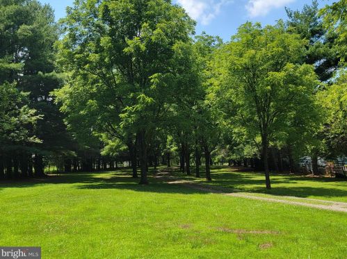 13501 Highland Farms Ct, Nokesville VA  20181-2811 exterior