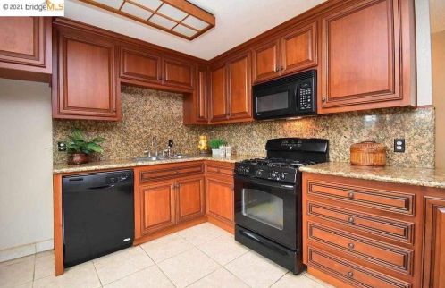 4874 Tawny Ct, Oakley, CA 94561-1847