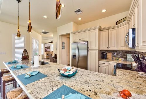 730 95th Ave, Naples FL  34108-2457 exterior