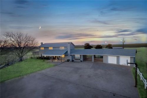 21145 Us Highway 62, Headrick, OK 73549-9444
