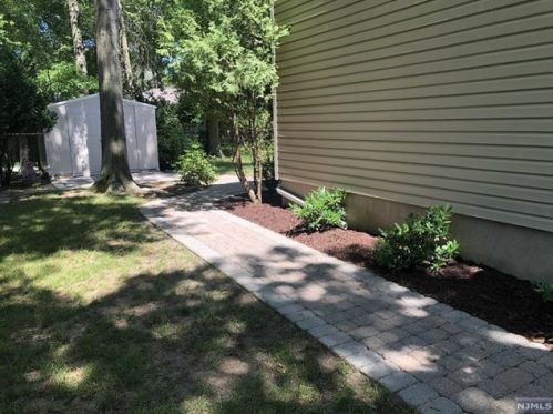 1105 Steuben Ave, N Milford NJ  07646-3264 exterior