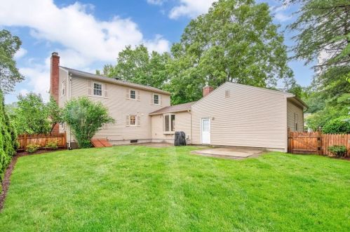 55 Harwich Rd, Springfield MA  01106-1207 exterior