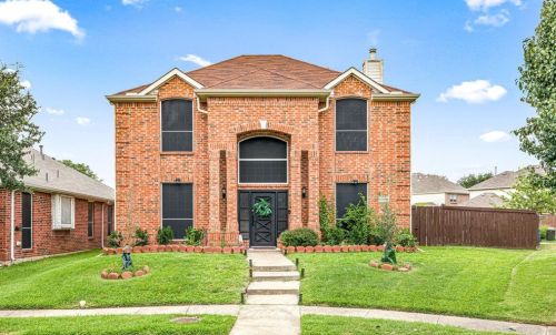 1905 Kerr Ct, Carrollton, TX 75010-3208