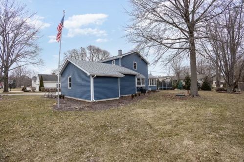 3900 107th Pl, Crown Point, IN 46307-2918