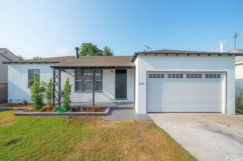 2524 219th St, Long Beach, CA 90810-1723