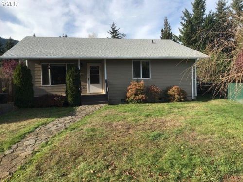 81 Emerald Dr, Carson WA  98610-3054 exterior