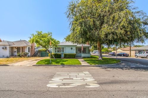 545 28th St, San Bernardino, CA 92405-3325