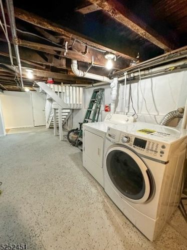 1029 Chandler Ave, Roselle NJ  07203-2746 exterior