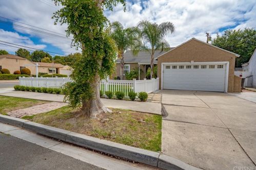4360 Patero Way, Long Beach, CA 90815-2753