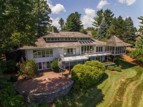 7 Appletree Grn, Nashua, NH 03062-2252
