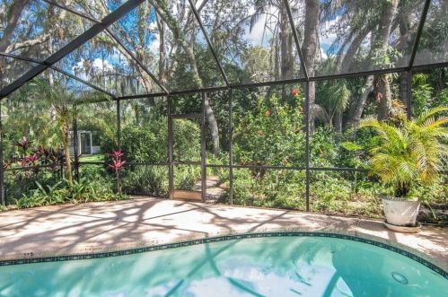 503 Duque Rd, Lutz FL  33549-7602 exterior