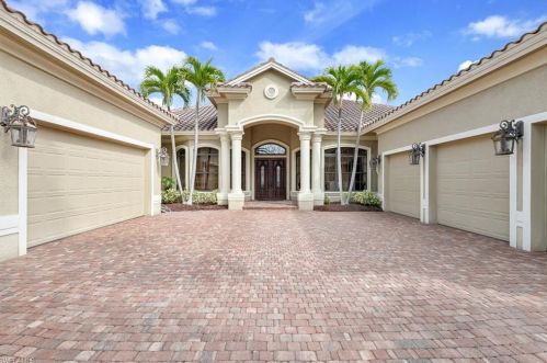 28531 Raffini Ln, Bonita Springs, FL 34135-8004