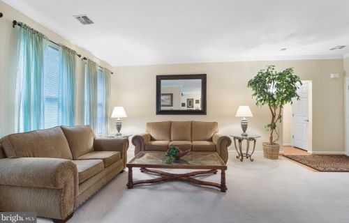 32 Fox Run, Glen Mills PA  19342-2214 exterior