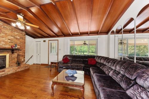 3833 Bach Buxton Rd, Amelia OH  45102-1011 exterior