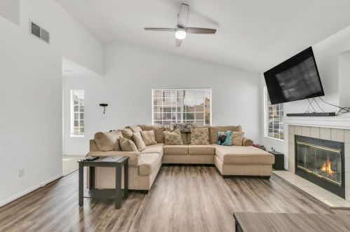 8970 Vista Campo Way, Elk Grove CA  95758-6266 exterior