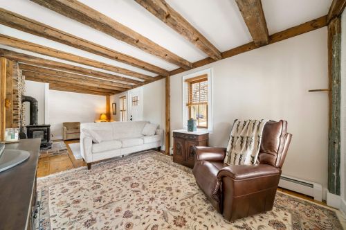 261 Muchado Hl Rd, Alton NH  03809-5137 exterior