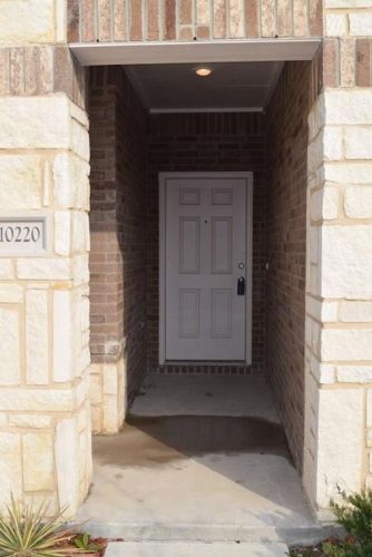 10220 Pyrite Dr, Fort Worth, TX 76131-4334